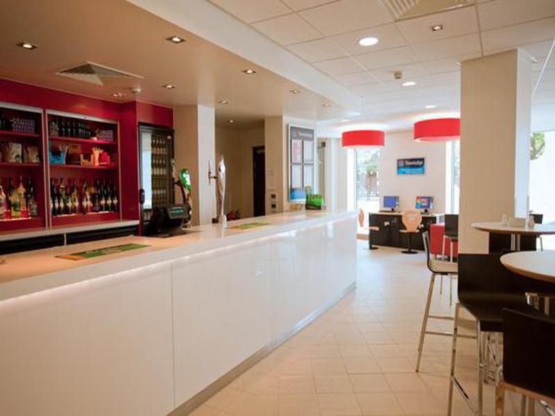 Travelodge London Central Waterloo ภายนอก รูปภาพ