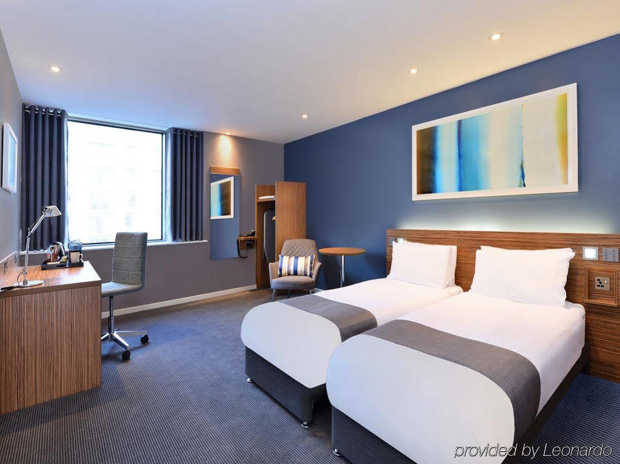 Travelodge London Central Waterloo ภายนอก รูปภาพ