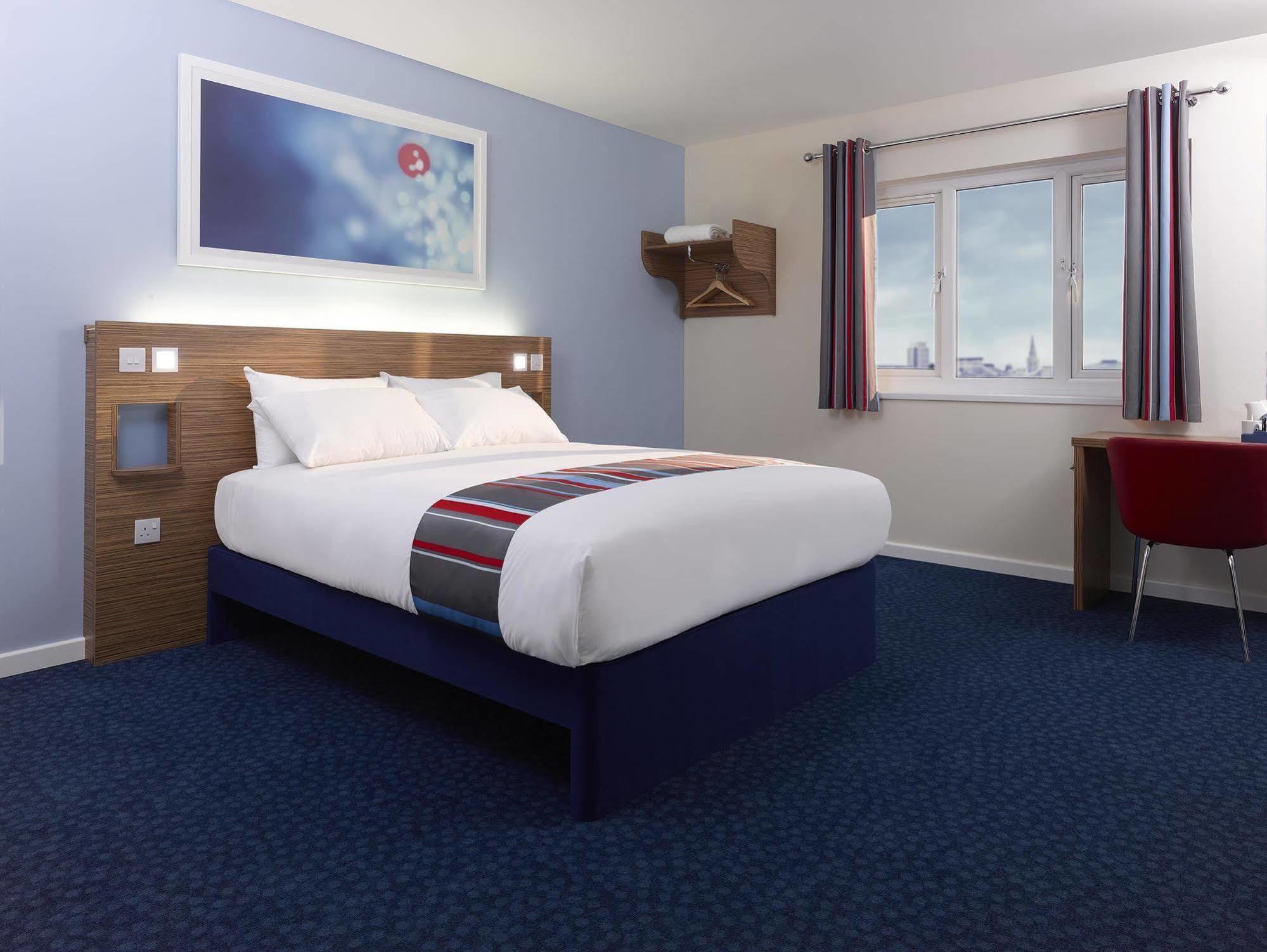 Travelodge London Central Waterloo ภายนอก รูปภาพ